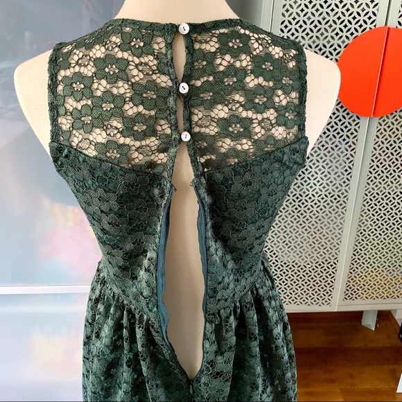 NWOT Altar’d State Daisy Green Lace Dress - Picture 4 of 7